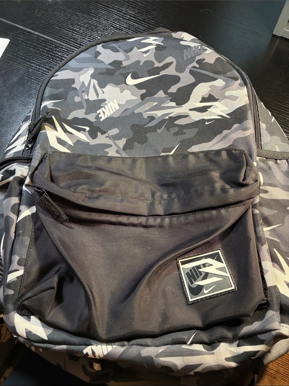 Nike Men’s Gray & Black Camo Backpack
